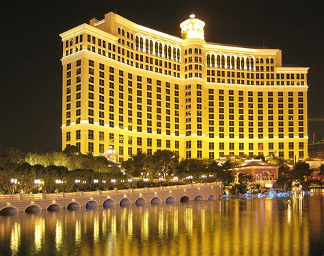 shuttle from airport to bellagio hotel